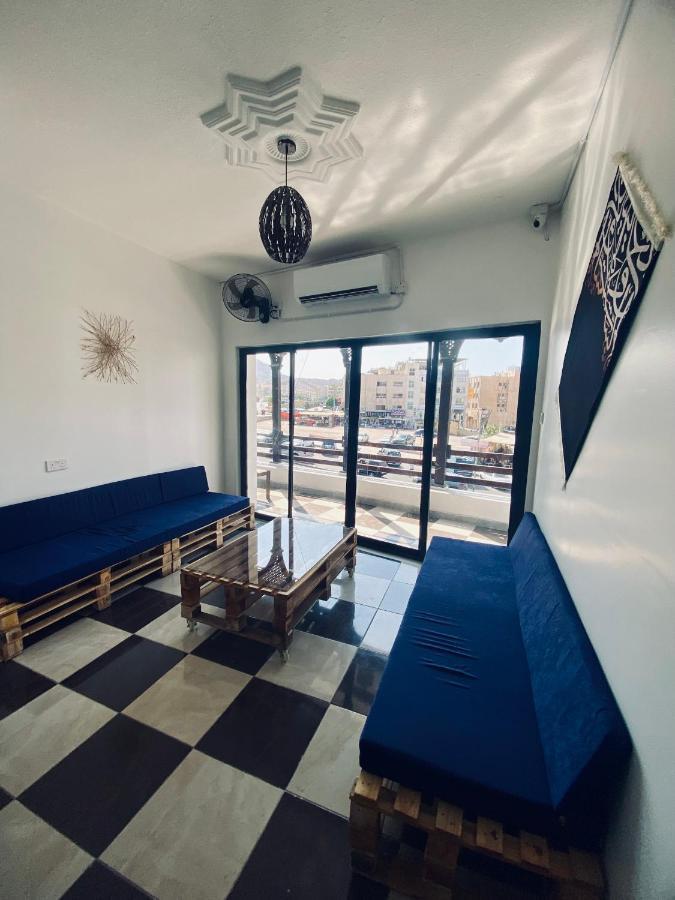 Friends Oasis Hostel Akaba Kültér fotó